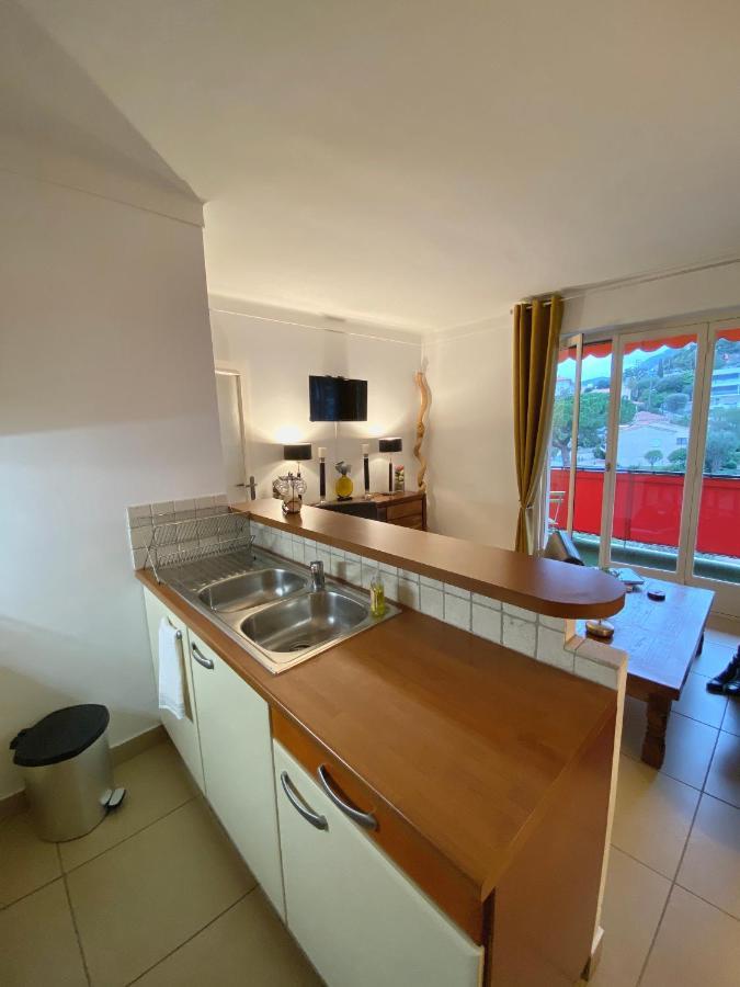 Charmant 2 Pieces Vue Sur Mer Et Monte-Carlo A Roquebrune Cap Martin Luaran gambar