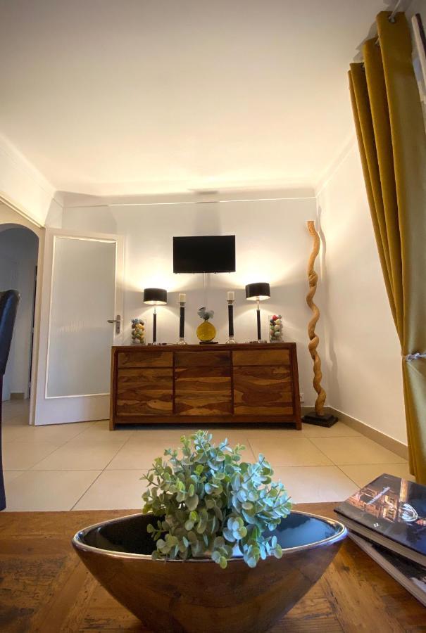 Charmant 2 Pieces Vue Sur Mer Et Monte-Carlo A Roquebrune Cap Martin Luaran gambar