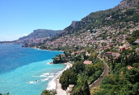Charmant 2 Pieces Vue Sur Mer Et Monte-Carlo A Roquebrune Cap Martin Luaran gambar